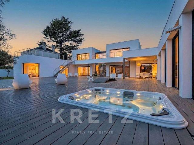 Vente maison 10 pièces Angoulême 16