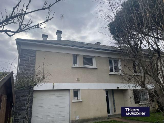 Vente maison 10 pièces Angers Saint Serge 49