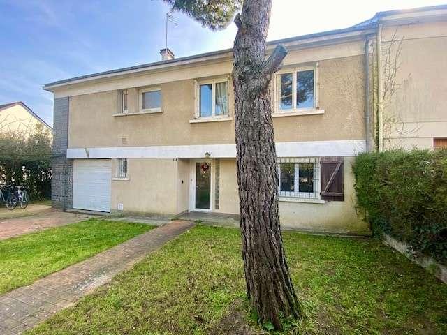 Vente maison 10 pièces Angers Saint Serge 49