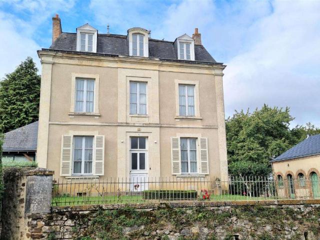 Vente maison 10 pièces Asnières sur Vègre 72