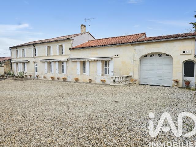 Vente maison 10 pièces Berneuil 17
