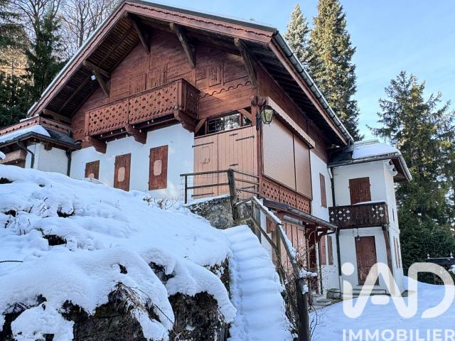 Vente maison 10 pièces Brides les Bains 73