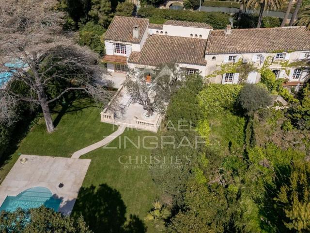 Vente maison 10 pièces Cap d antibes 06