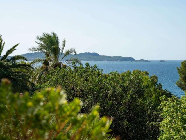 Vente maison 10 pièces Carqueiranne 83