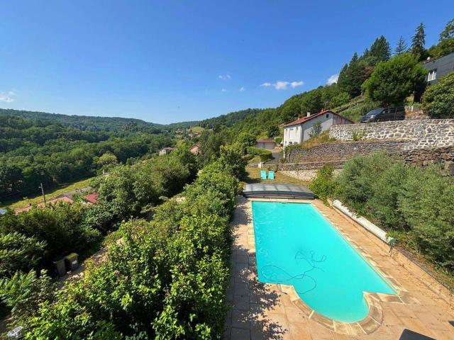 Vente maison 10 pièces Ceyssac 43