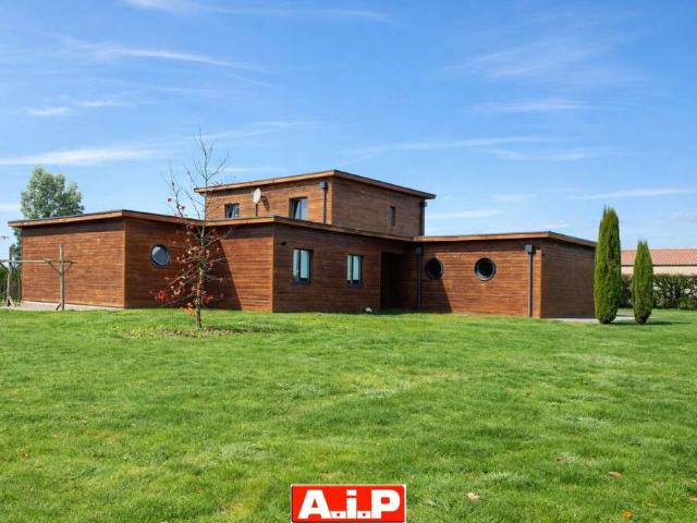 Vente maison 10 pièces Chantonnay 85