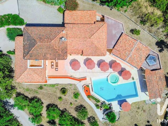 Vente maison 10 pièces Châteauneuf Grasse 06