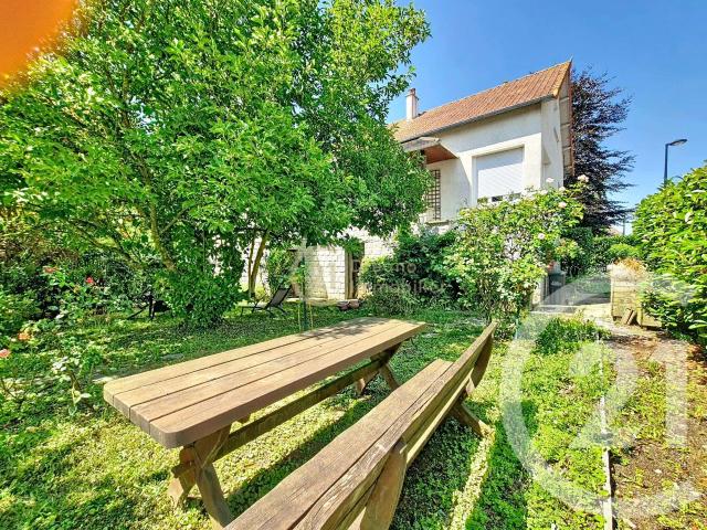 Vente maison 10 pièces Combourg 35
