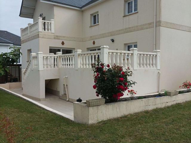 Vente maison 10 pièces Fontaine la Mallet 76