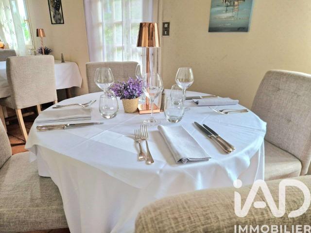 Vente maison 10 pièces Forges les Eaux 76