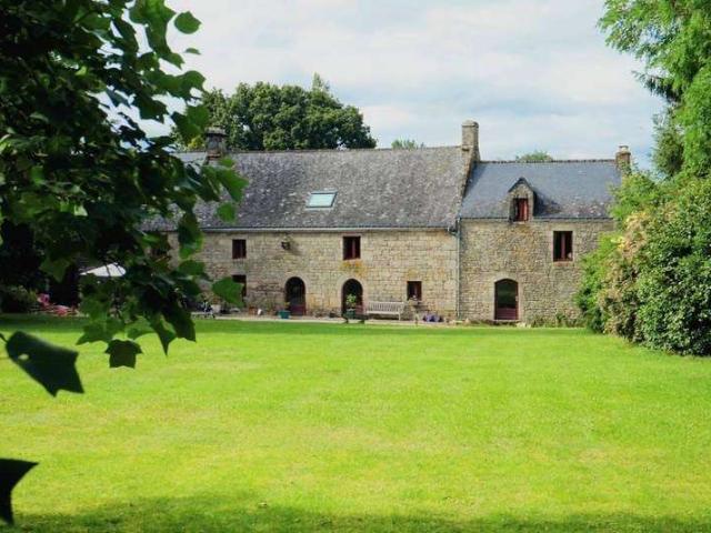 Vente maison 10 pièces Guern 56