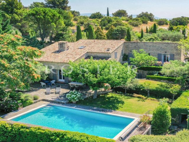 Vente maison 10 pièces Gordes 84