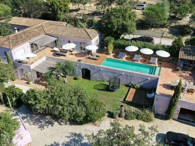 Vente maison 10 pièces Grimaud 83