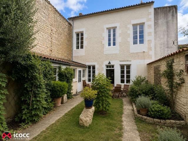 Vente maison 10 pièces Luçon 85