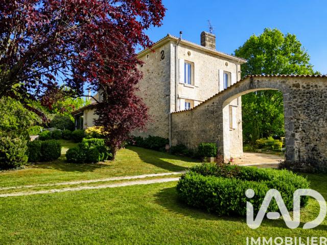 Vente maison 10 pièces La Clotte 17