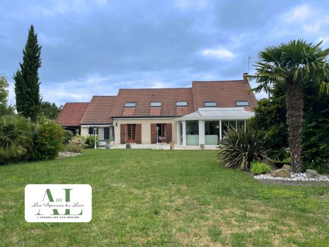Vente maison 10 pièces La Flèche 72
