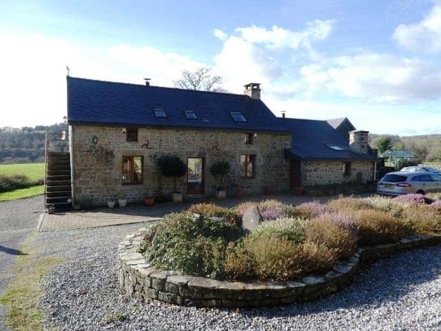 Vente maison 10 pièces Langoëlan 56