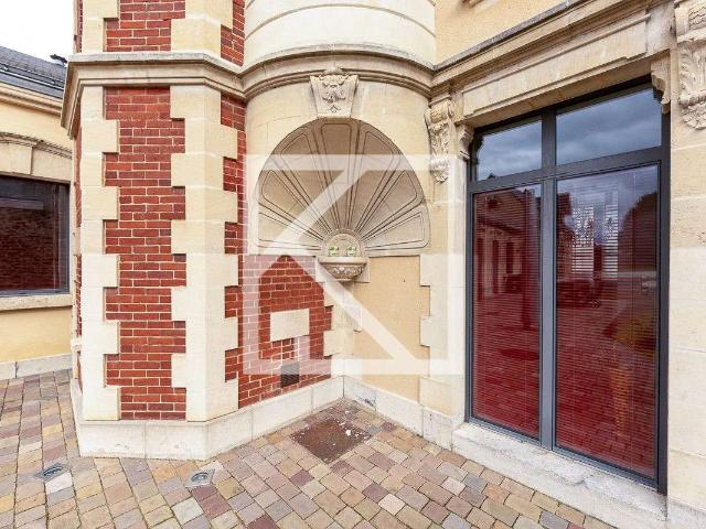 Vente maison 10 pièces Le Mans 72