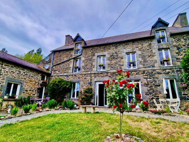 Vente maison 10 pièces Le Mené 22