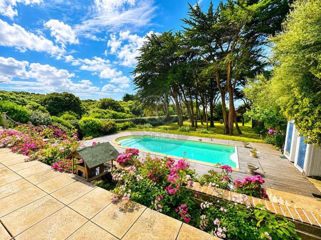 Vente maison 10 pièces Le Pouliguen 44
