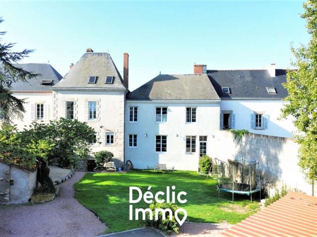Vente maison 10 pièces Les Lucs sur Boulogne 85
