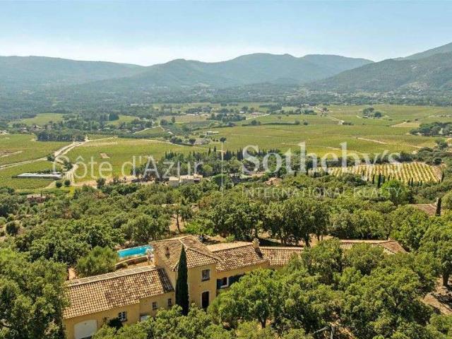 Vente maison 10 pièces Plan de la Tour 83