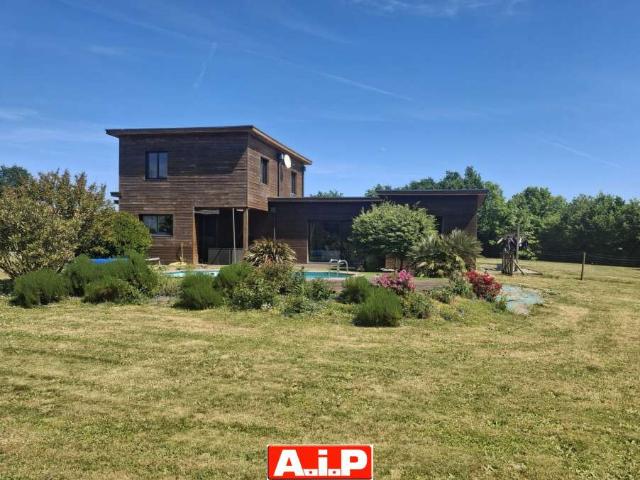 Vente maison 10 pièces Pouzauges 85