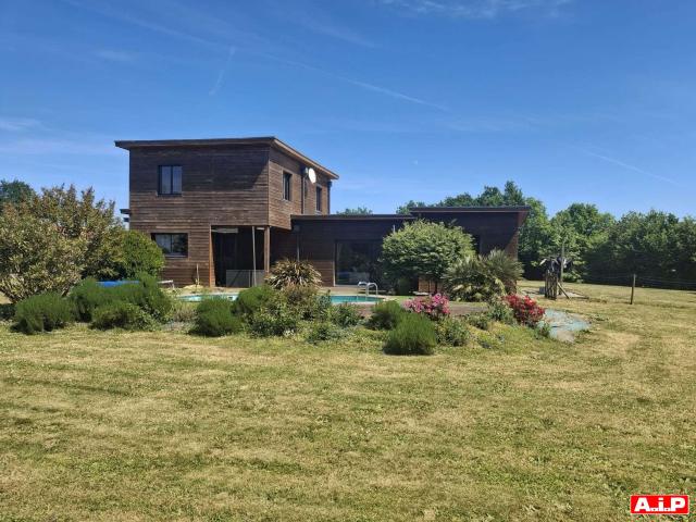 Vente maison 10 pièces Pouzauges 85
