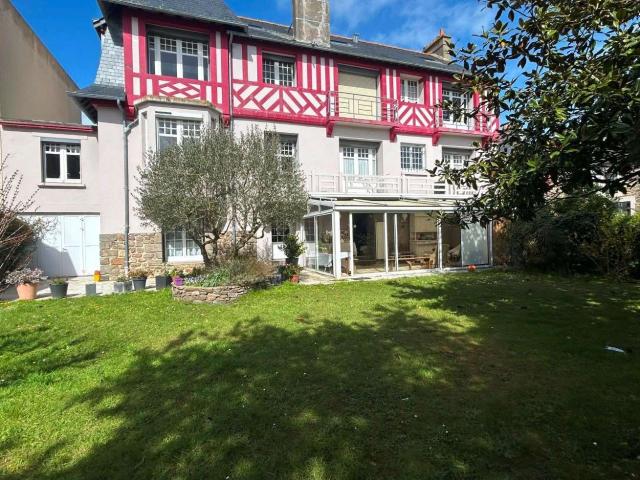 Vente maison 10 pièces Saint Malo 35