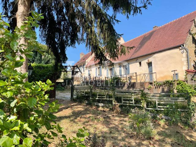Vente maison 10 pièces Saint Martin du Vieux Bellême 61