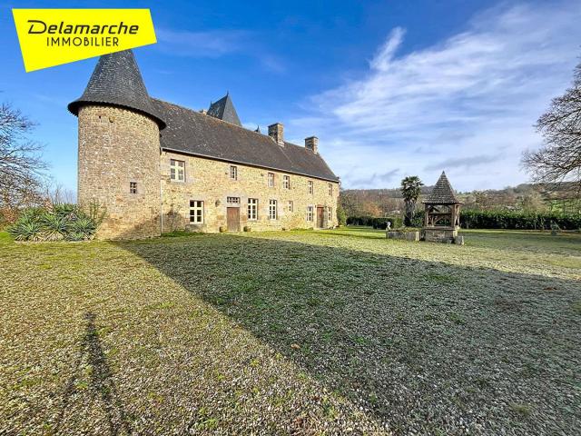 Vente maison 10 pièces Saint Aubin de Terregatte 50