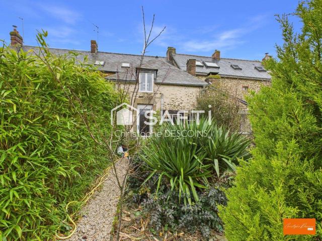 Vente maison 10 pièces Saint Aignan de Couptrain 53