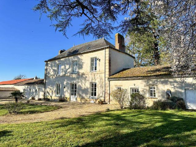 Vente maison 10 pièces Saint Aignan Grandlieu 44