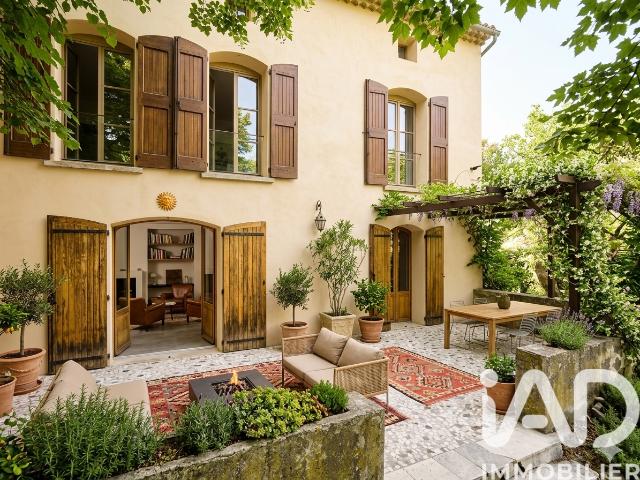 Vente maison 10 pièces Saint Étienne les Orgues 04