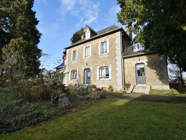Vente maison 10 pièces Saint Fraimbault 61