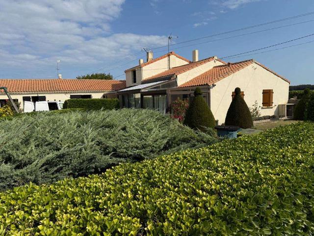 Vente maison 10 pièces Saint Georges d'Oléron 17