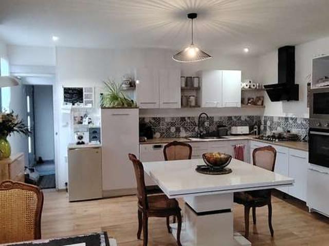 Vente maison 10 pièces Saint Généroux 79