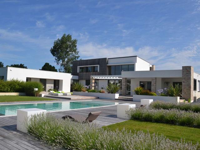 Vente maison 10 pièces Saint Hilaire de Riez 85