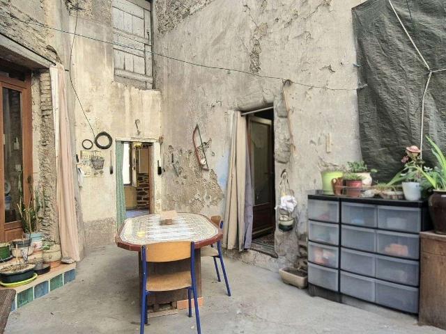 Vente maison 10 pièces Saint Laurent le Minier 30