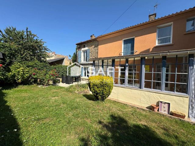 Vente maison 10 pièces Saint Loup Lamairé 79
