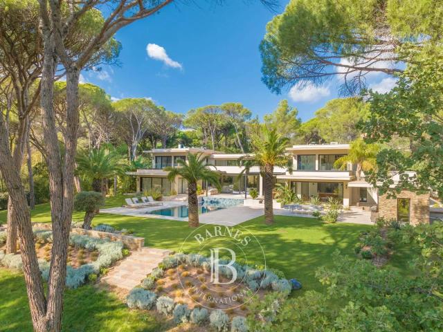 Vente maison 10 pièces Saint Raphaël 83