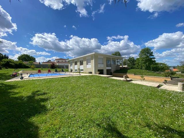 Vente maison 10 pièces Sainte Livrade sur Lot 47