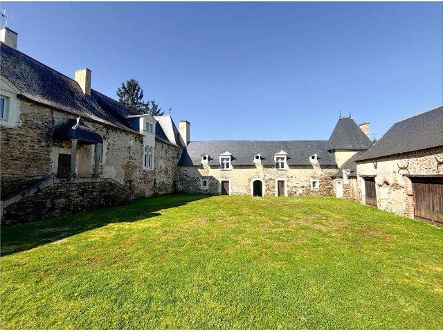 Vente maison 10 pièces Segré en Anjou Bleu 49