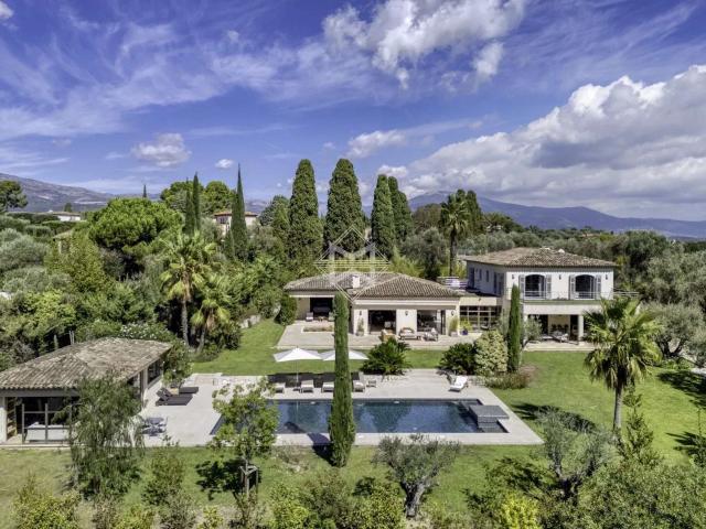 Vente maison 10 pièces Valbonne 06