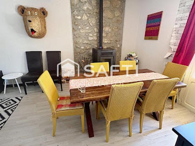 Vente Maison 10 pièces 162 m2 Saint Laurent de Cerdans