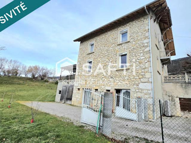 Vente Maison 10 pièces 164 m2 Virieu le Petit