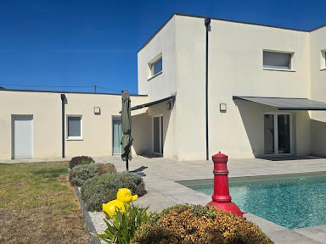 Vente Maison 10 pièces 172 m2 La Tremblade