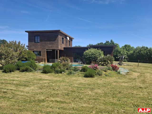 Vente Maison 10 pièces 172 m2 Pouzauges