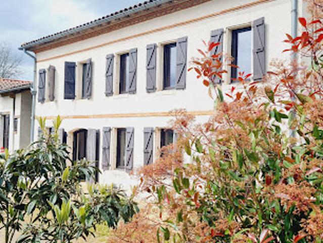 Vente Maison 10 pièces 175 m2 Poucharramet