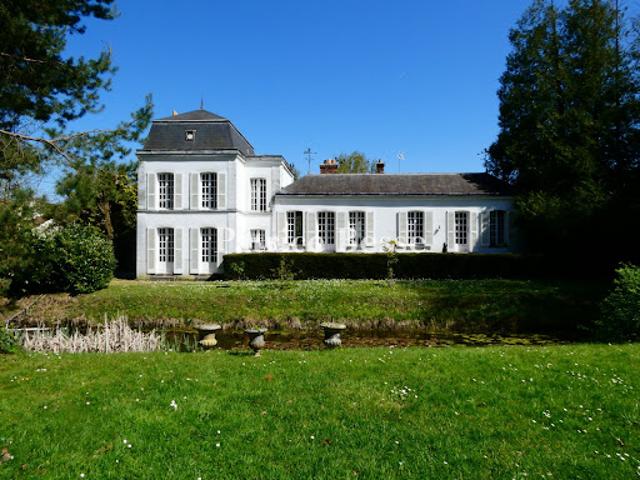 Vente Maison 10 pièces 176 m2 Dourdan